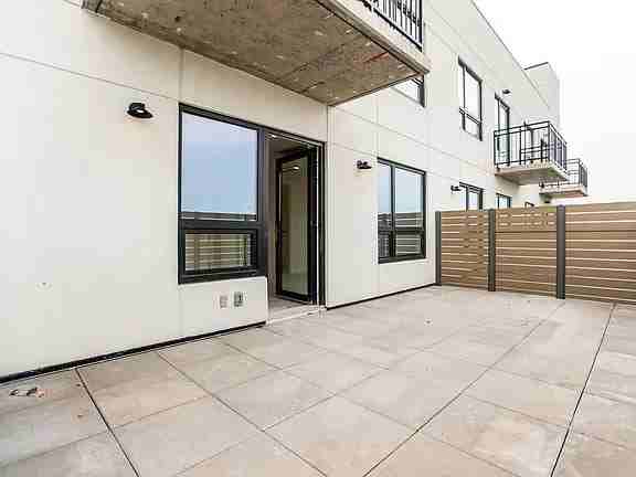 1801 Broadway - Photo 3 of 6