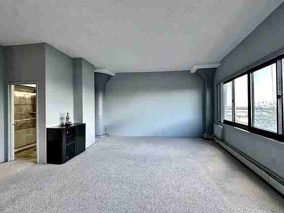 10 Bay Street Lndg - Photo 2 of 9