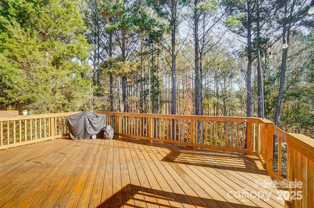 25622 Seagull Dr - Photo 3 of 30