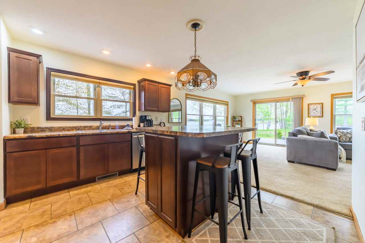 70 Birch Rd - Photo 3 of 21