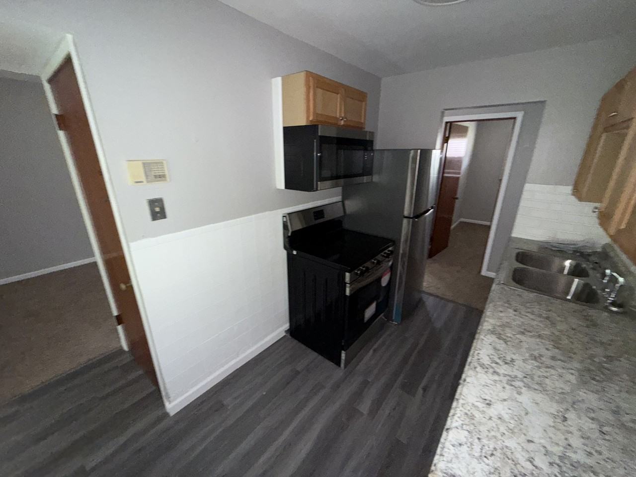 344 Shepley Dr - Photo 6 of 14