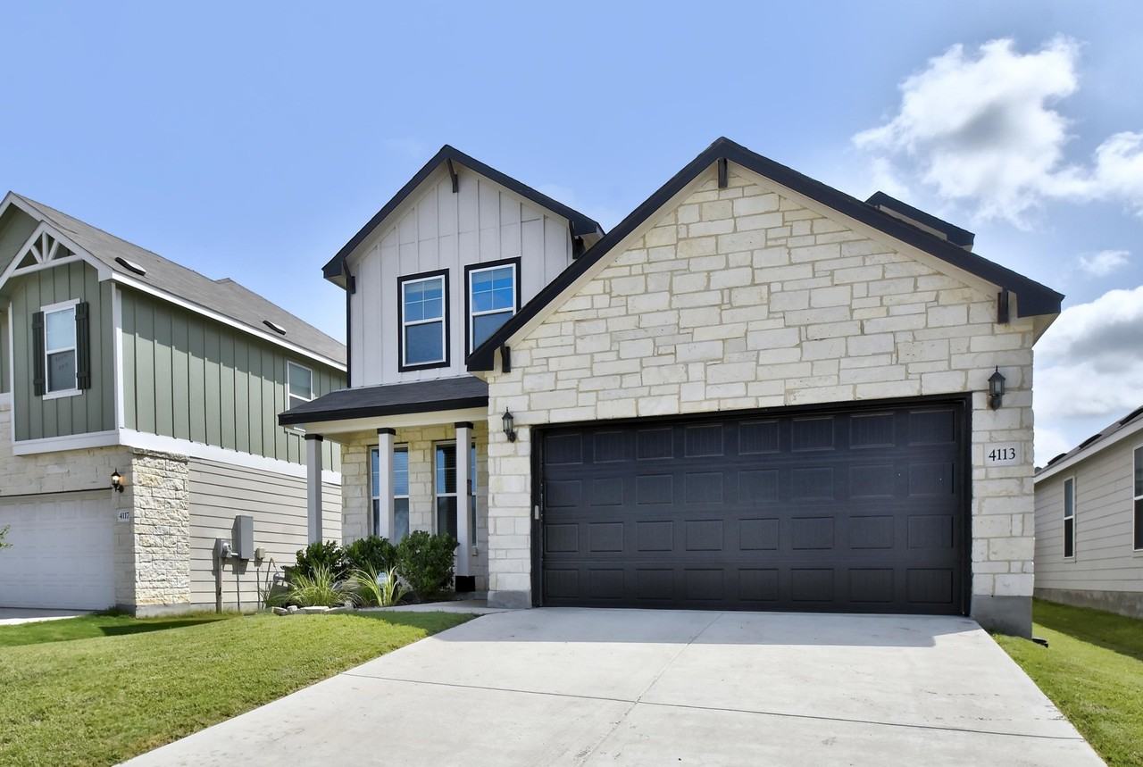 4113 Paddock Trl - Photo 2 of 37