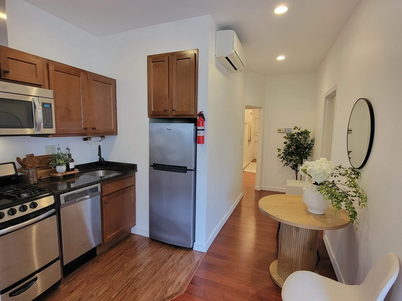 Cambridge St #2 - Photo 5 of 13
