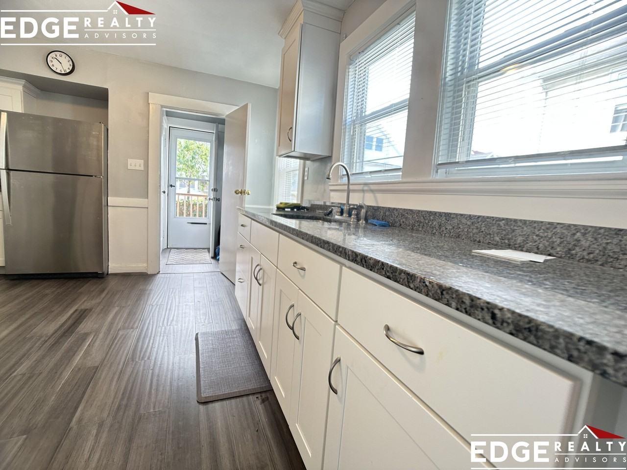 15 Laurel St #1 - Photo 7 of 9