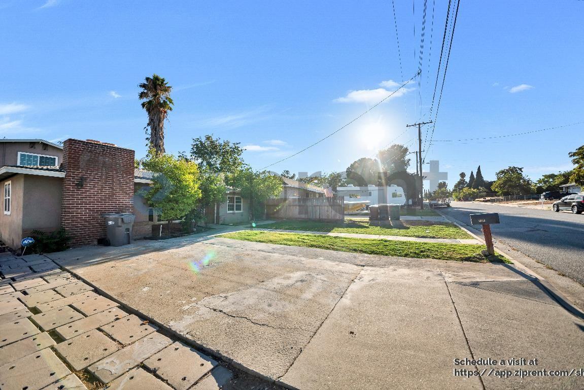 1342 W George St - Photo 2 of 27
