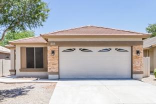 831 S Nielson Ct - Photo 1 of 1