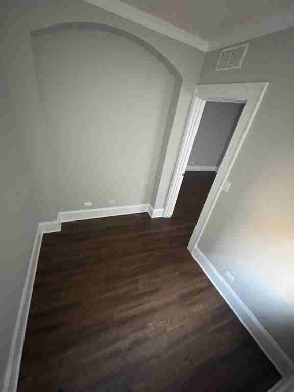 817 W Lakeside Pl #107 - Photo 4 of 17