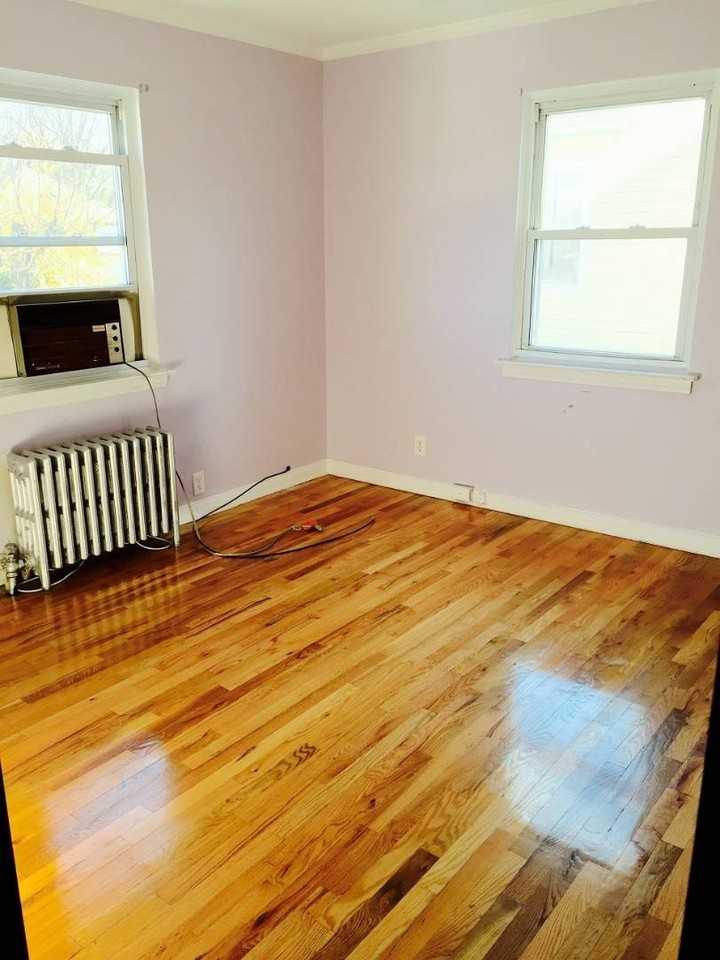 6951 181st St - Photo 6 of 14