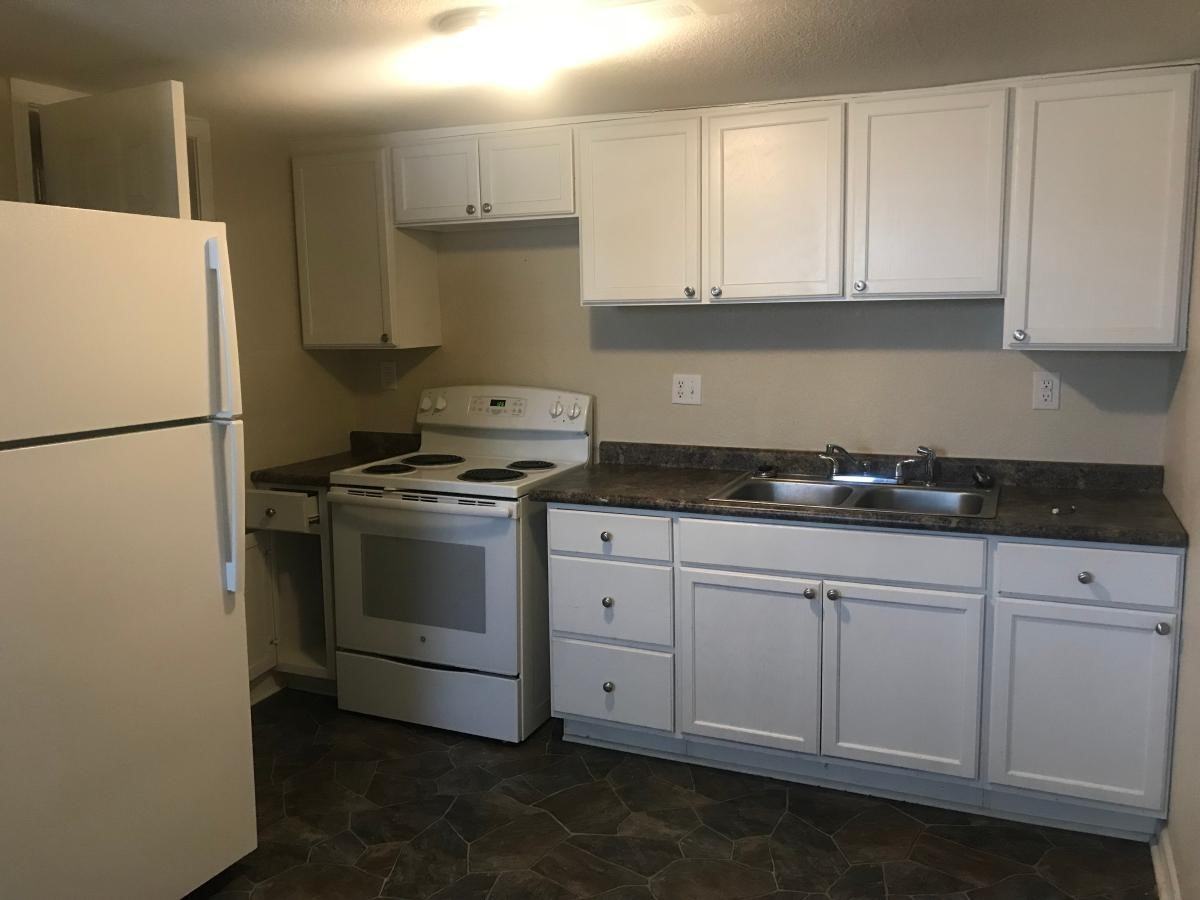 2912 Linwood Boulevard #3E - Photo 3 of 9