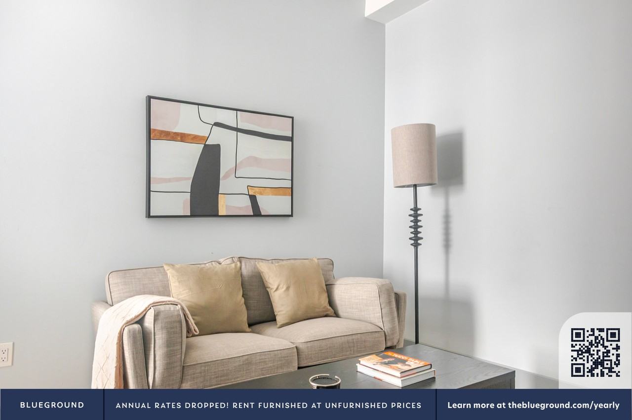 161 West 54th Street - Photo 4 of 29