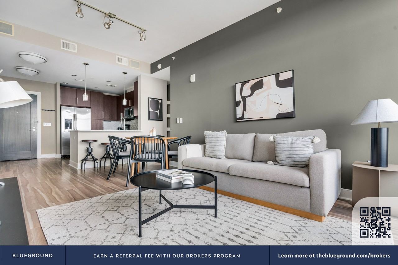 4800 Auburn Avenue - Photo 5 of 74