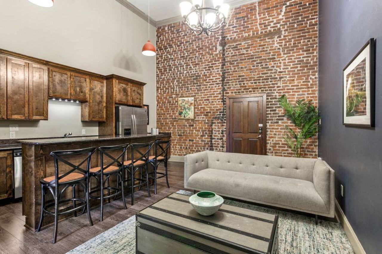 30 Baronne St #1267010P - Photo 2 of 18