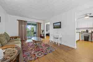 featured image of 141 California Ave