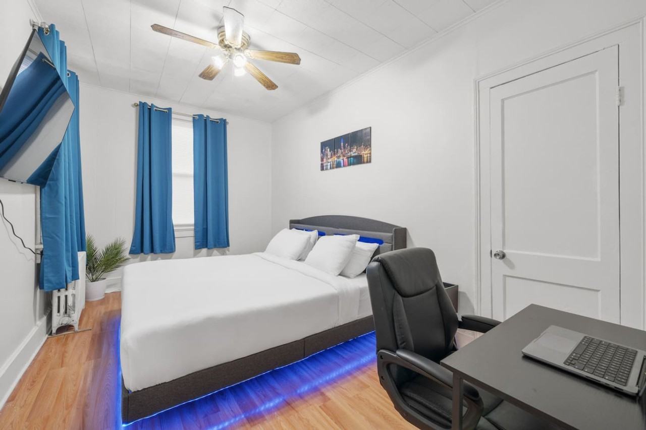 21 Lord Ave #1290853P - Photo 3 of 25