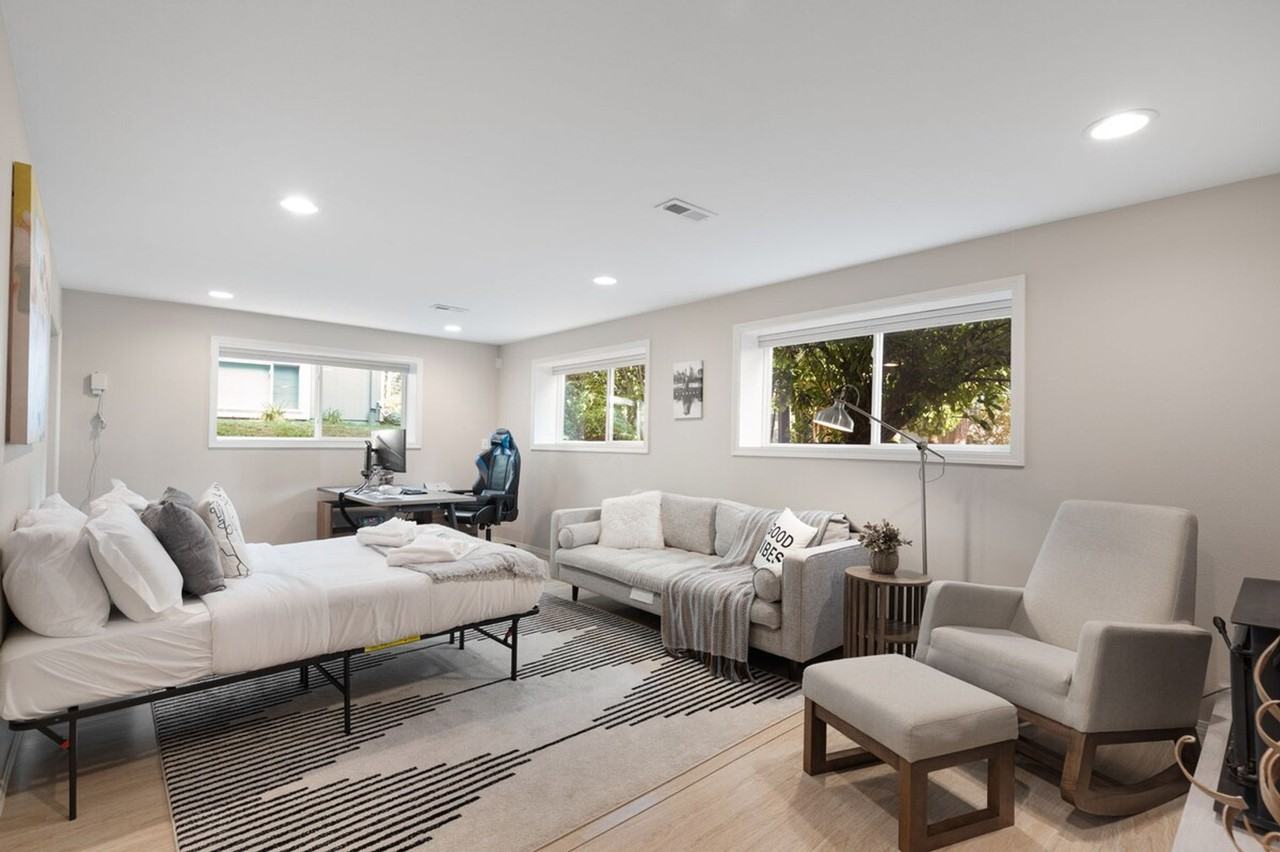 13829 Ne 74th St #1297500P - Photo 4 of 46