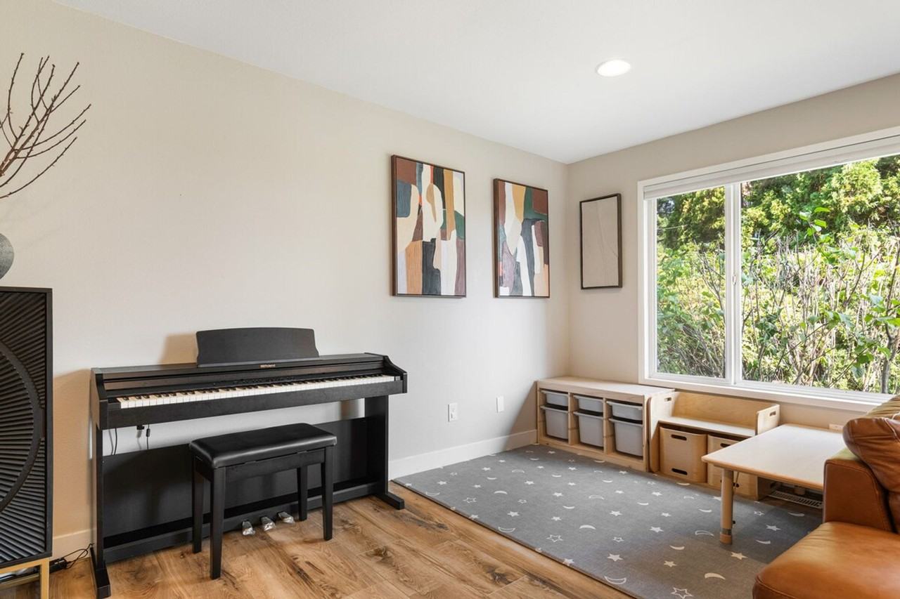 13829 Ne 74th St #1297500P - Photo 5 of 46