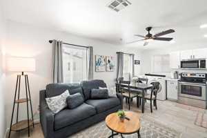 featured image of 2302 W Colter St