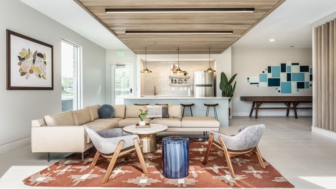 6160 North Rural Street - Photo 6 of 31