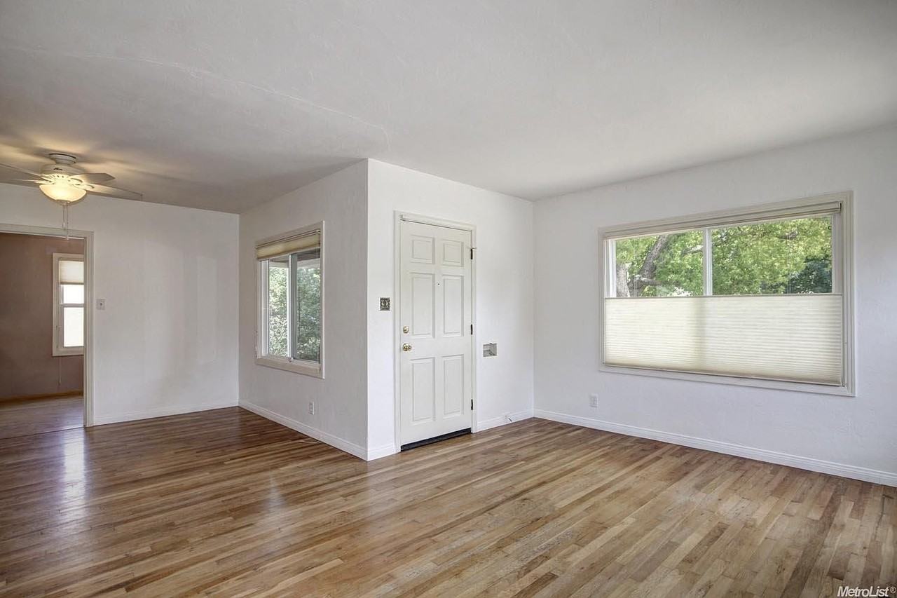 4204 57th St #0 - Photo 3 of 4