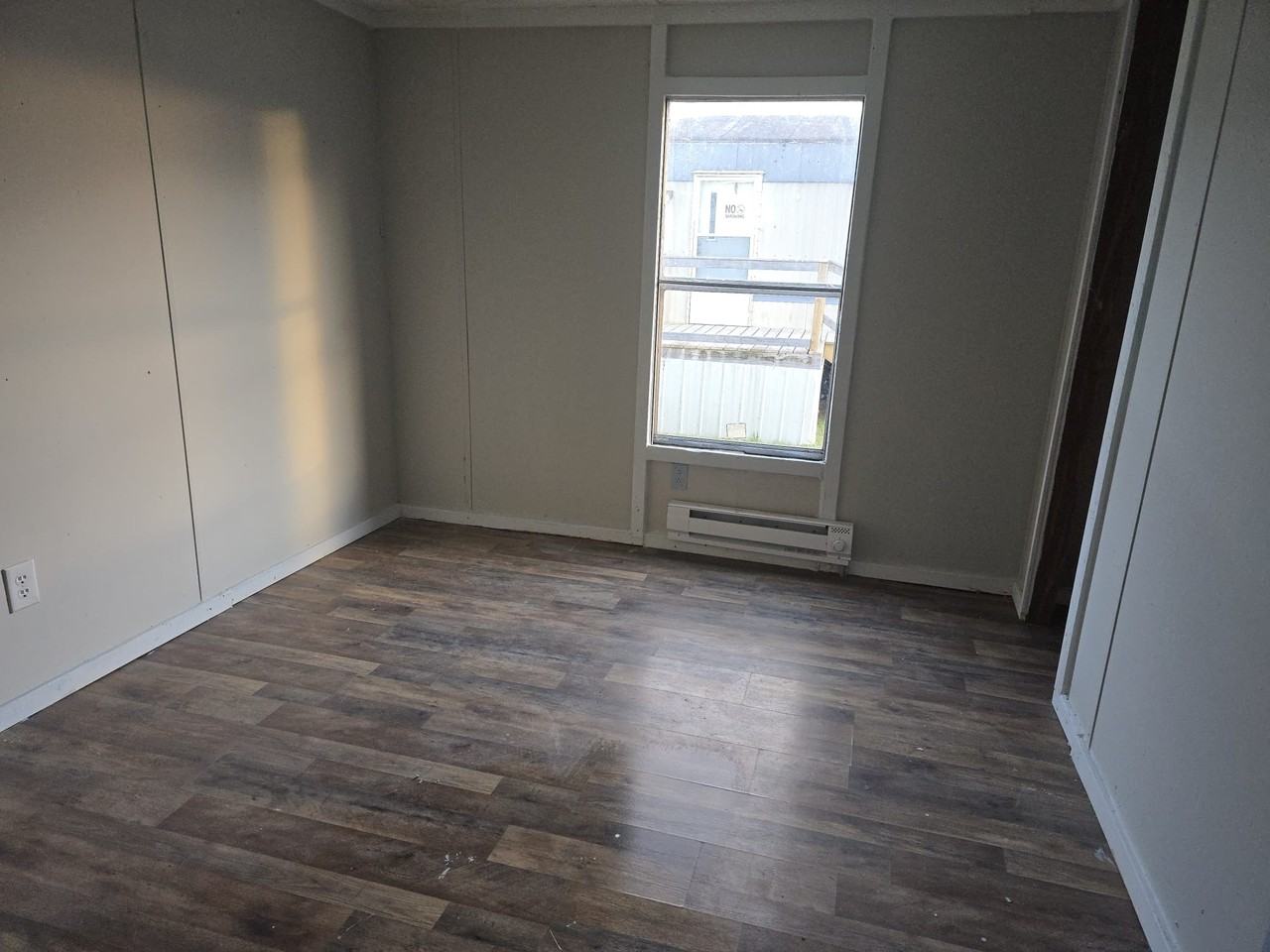 47 Moore Ln - Photo 2 of 4