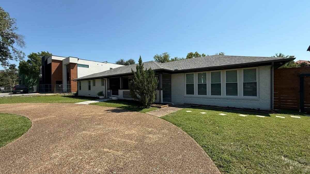 6458 Royal Ln - Photo 2 of 10