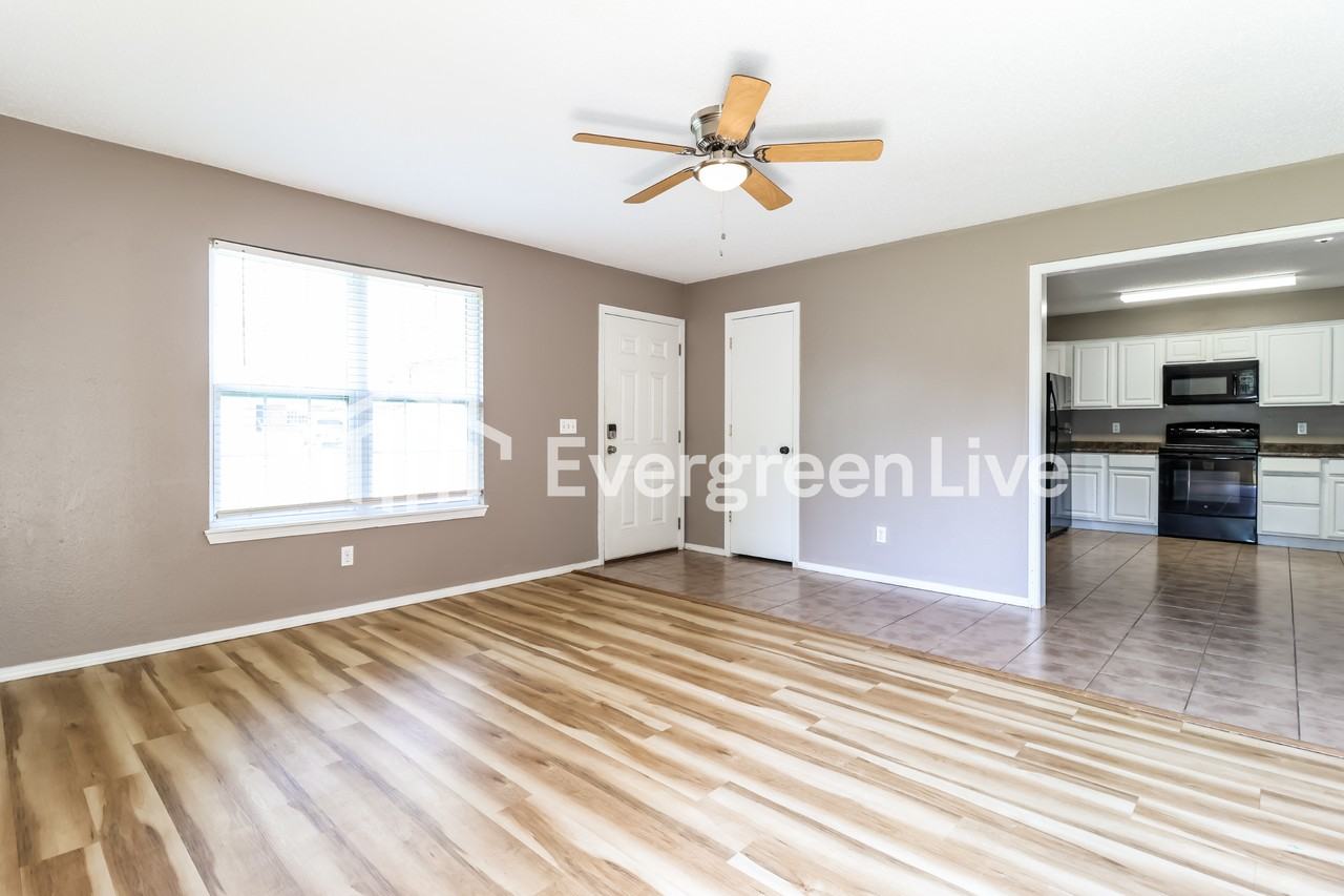 1953 S 11th Pl - Photo 7 of 16