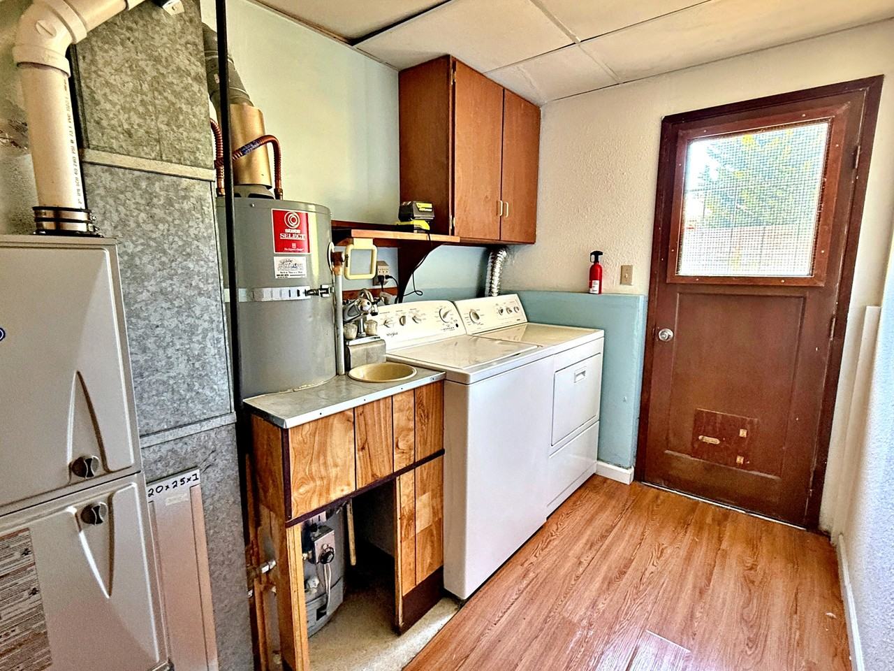 2746 Southeast 73rd Avenue - Photo 3 of 50