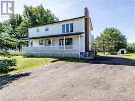 featured image of 1882 Champlain Street #B