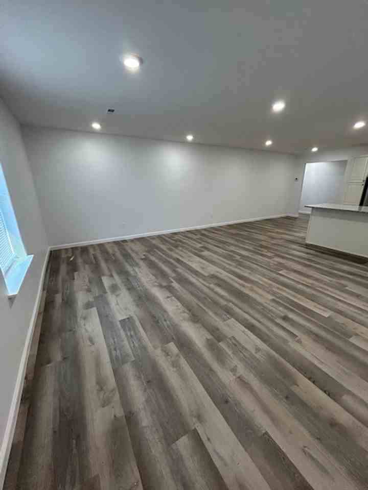 417 James Dr - Photo 3 of 16