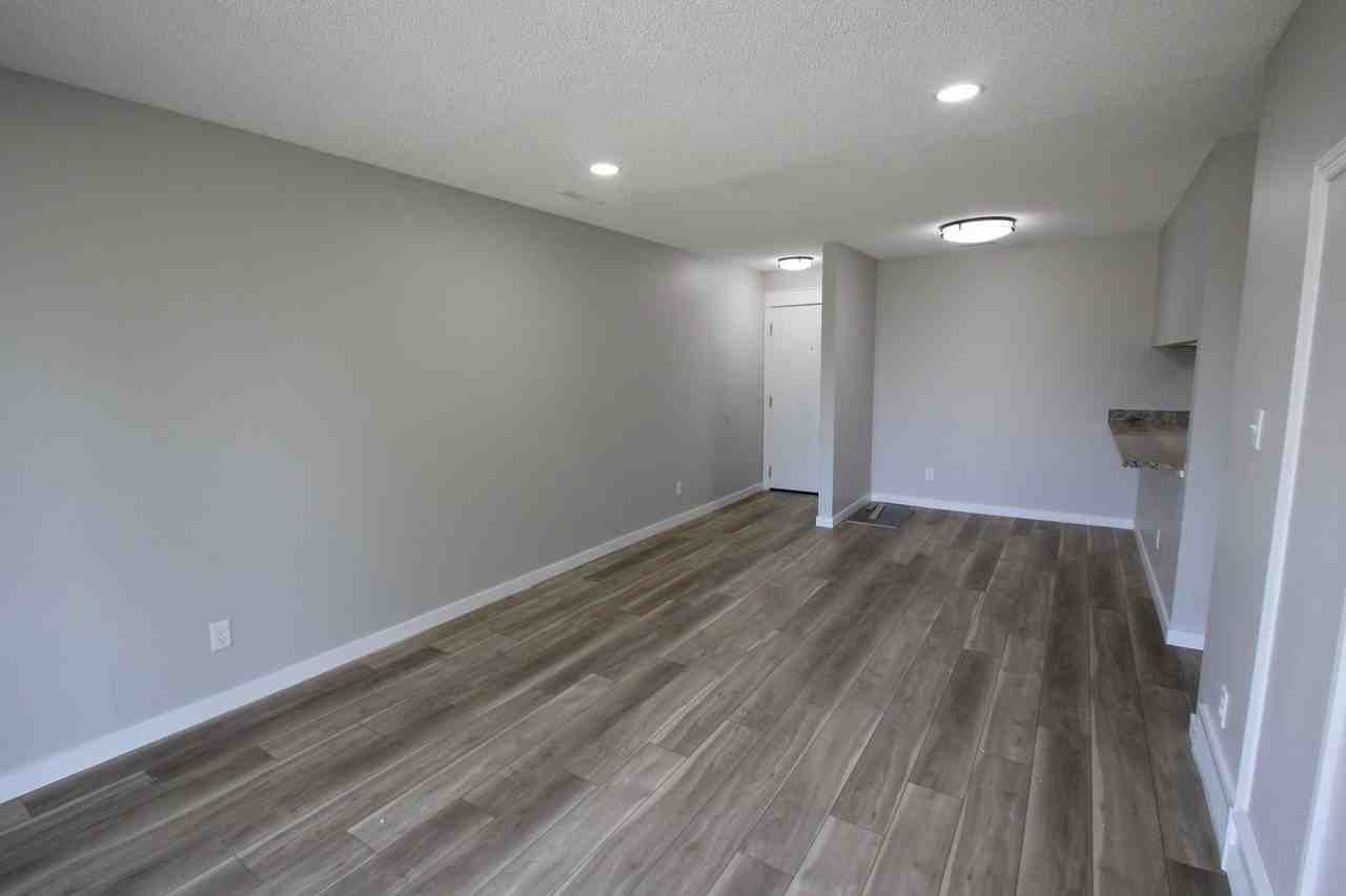 Adel Village - Photo 7 of 20