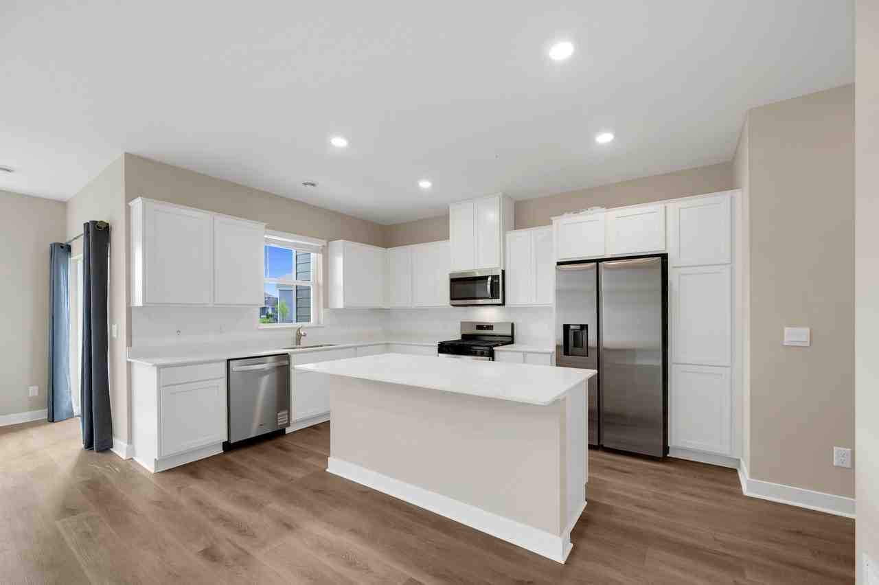 17108 Dysart Pl #NA - Photo 7 of 50