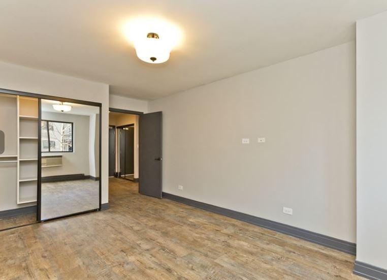 W Wrightwood Ave & N Clark St - Photo 4 of 17