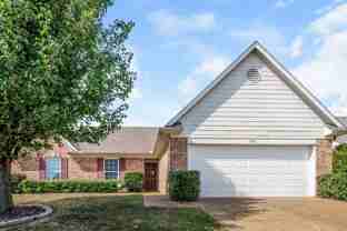 2743 Longshadow Ln - Photo 1 of 1