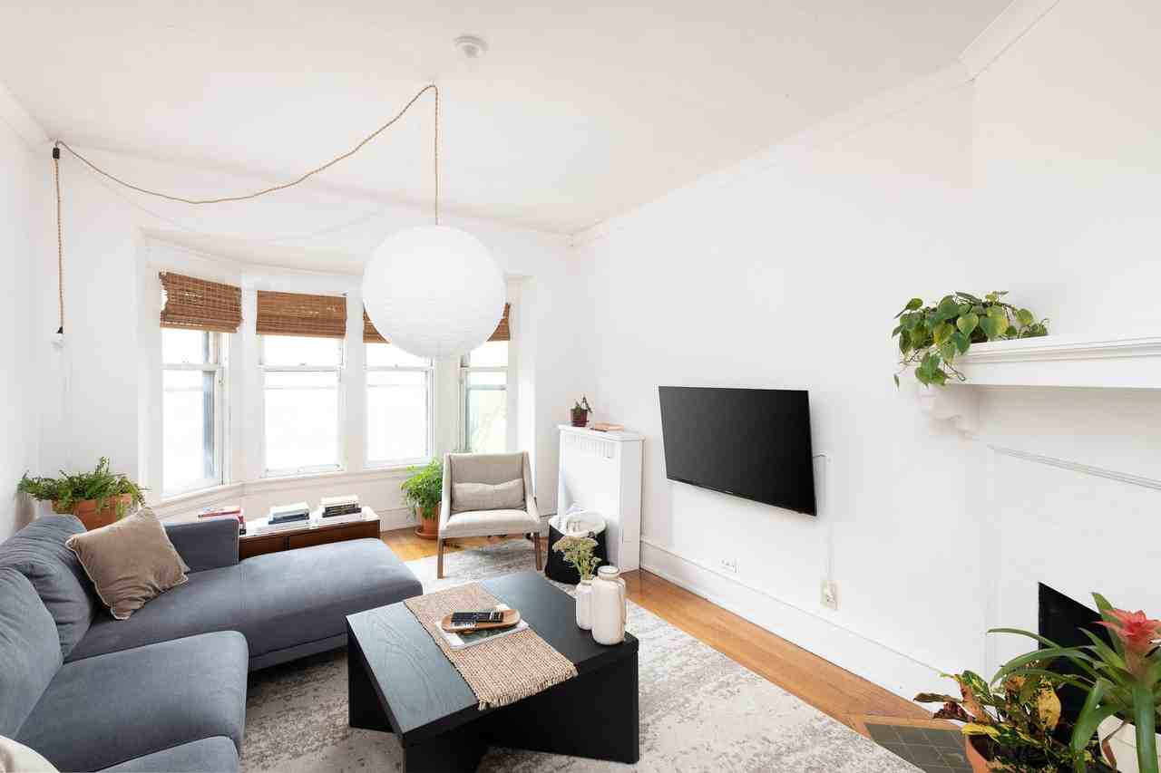 The Shamrock - West & East - Photo 6 of 50