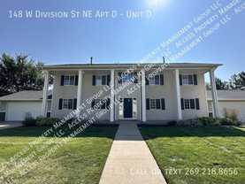 148 W Division St Ne Apt D #D - Photo 1 of 1