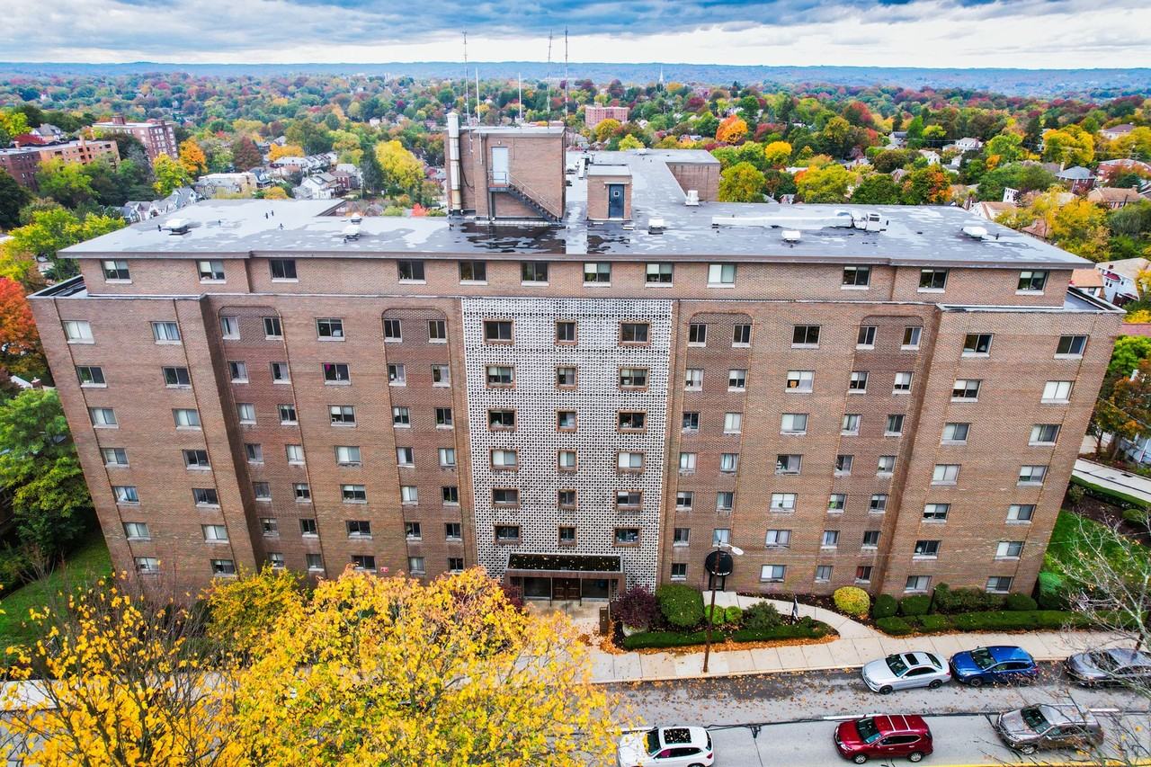 Pendale Towers - Photo 4 of 50