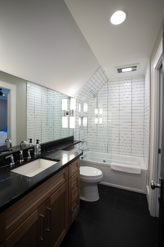 2030 W Trade St - Photo 7 of 20