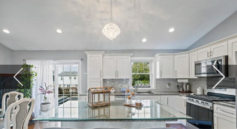 119 Pleasant St - Photo 3 of 16