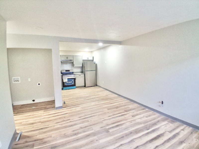 4327 Ericson Dr - Photo 3 of 6