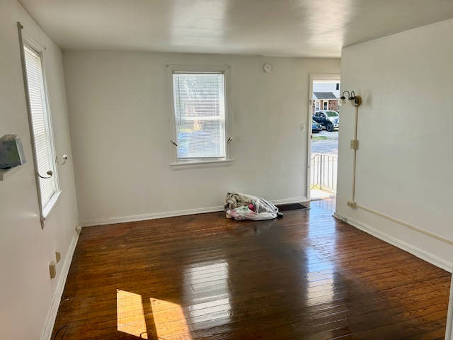 875 Fahs St - Photo 4 of 9