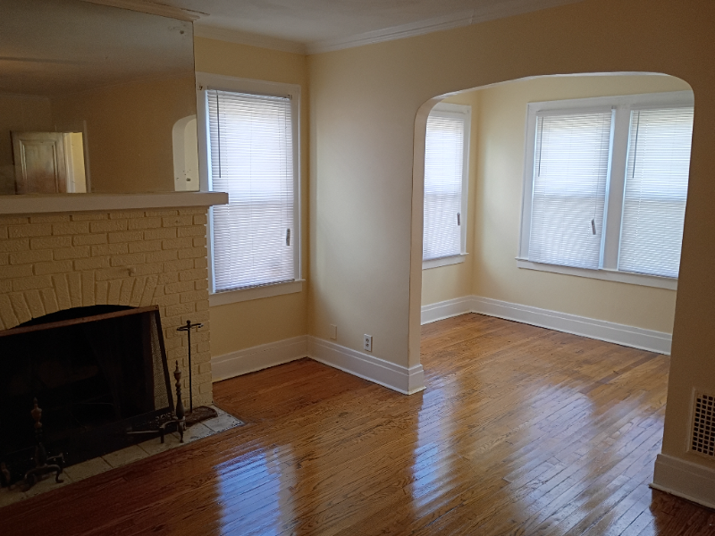 400 Beattie St #1 - Photo 3 of 19