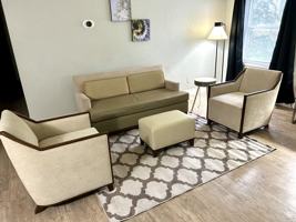 featured image of 4028 N Illinois Ave #7