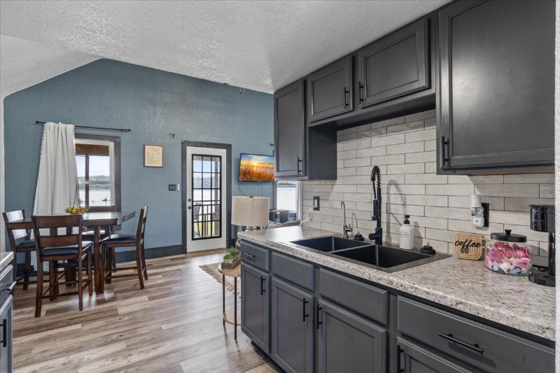 17431 246th Ave - Photo 3 of 19