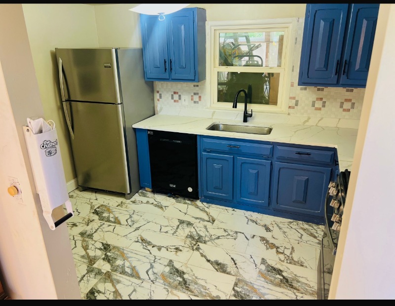 15012 Cordell Avenue - Photo 2 of 11