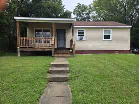 303 S 9th Ave - Photo 1 of 1