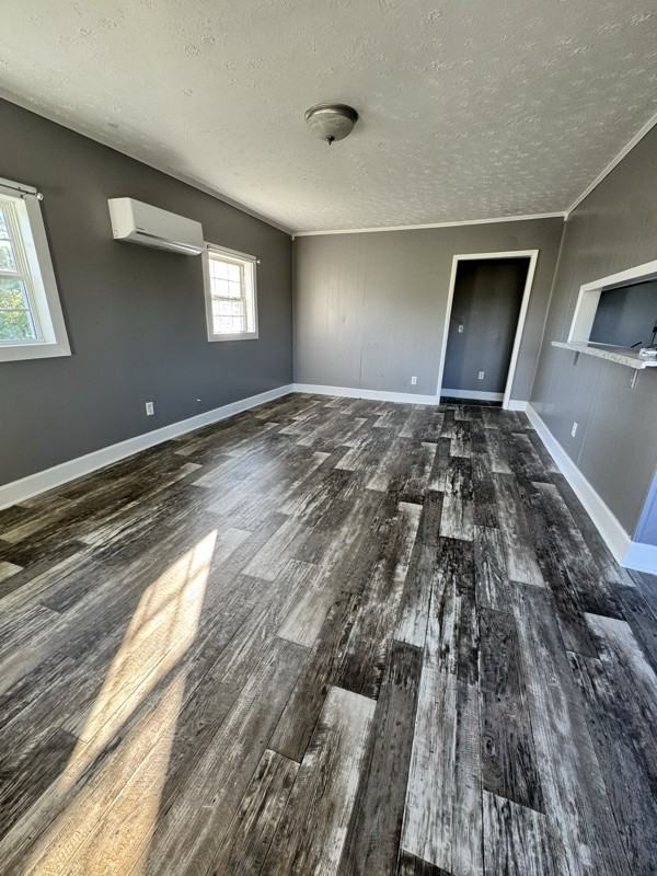 1088 Hedgepeth Rd - Photo 2 of 10