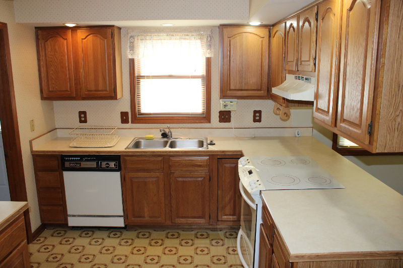 1701 Southfield Rd - Photo 4 of 20