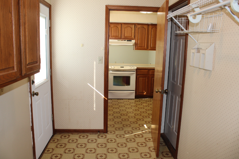 1701 Southfield Rd - Photo 5 of 20