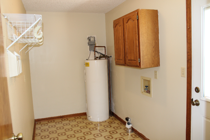 1701 Southfield Rd - Photo 6 of 20