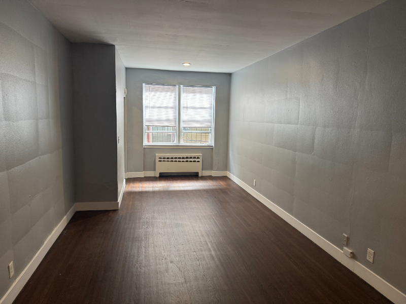 85 Easton Ave #3D